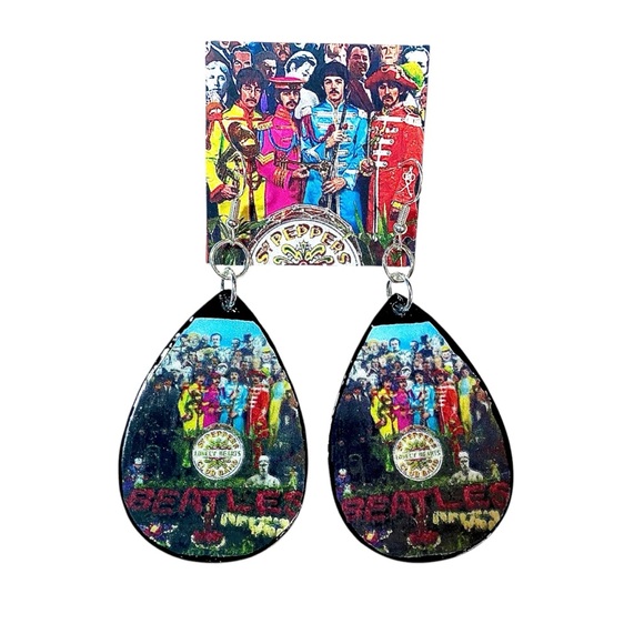 The Beatles SGT Peppers Dangle Earrings - Picture 5 of 13
